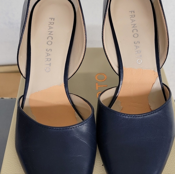 Franco Sarto Size 6 - Navy Blue 3-1/2" Heels - Picture 3 of 7